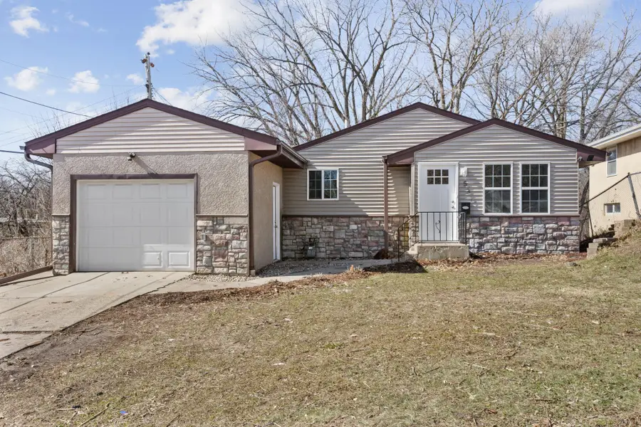 531 Hazel Street N, Saint Paul, MN 55119 - #2