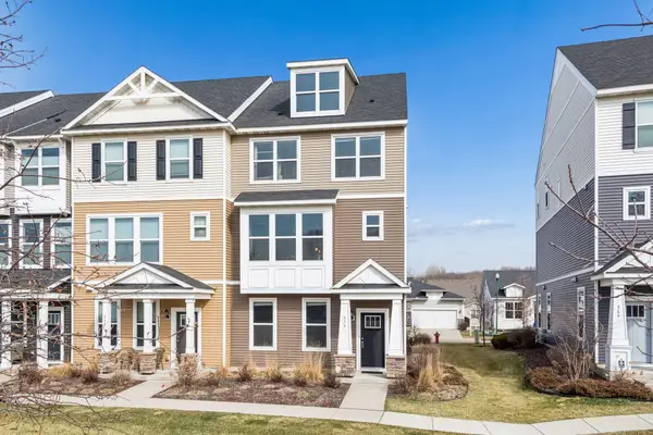 573 Satori Way, Chaska, MN 55318