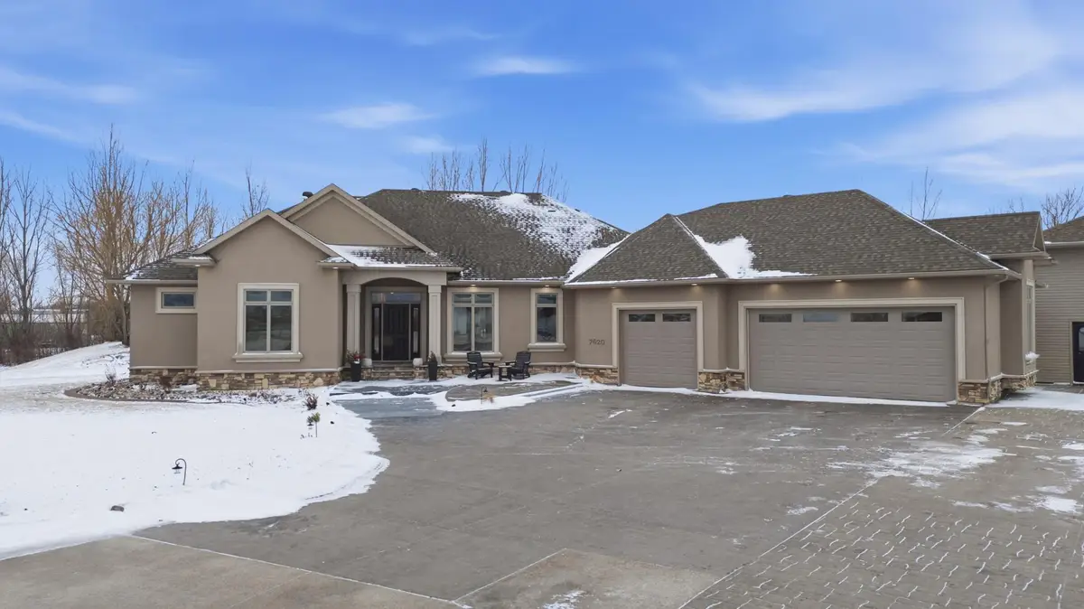 7620 Adelman Drive, Horace, ND 58047 - #1