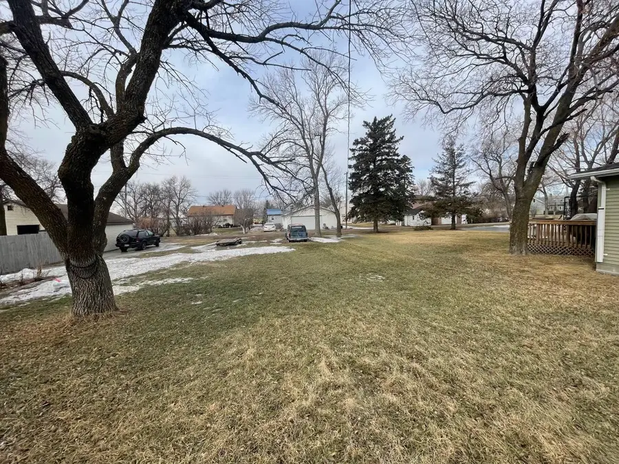 549 1st Avenue W, Halstad, MN 56548 - #2