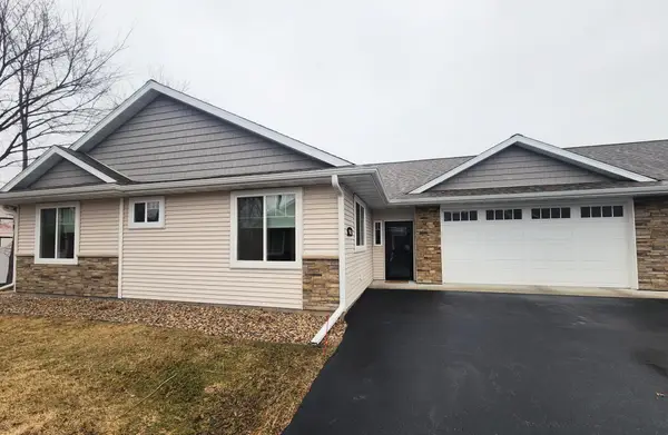 3072 Prairie Rose Drive, Mankato, MN 56001