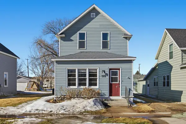 322 Langer Avenue S, Casselton, ND 58012