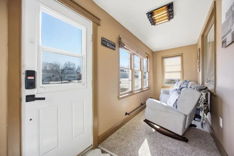 322 Langer Avenue S, Casselton, ND 58012 - #2