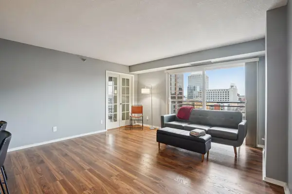 66 9th Street E #1307, Saint Paul, MN 55101