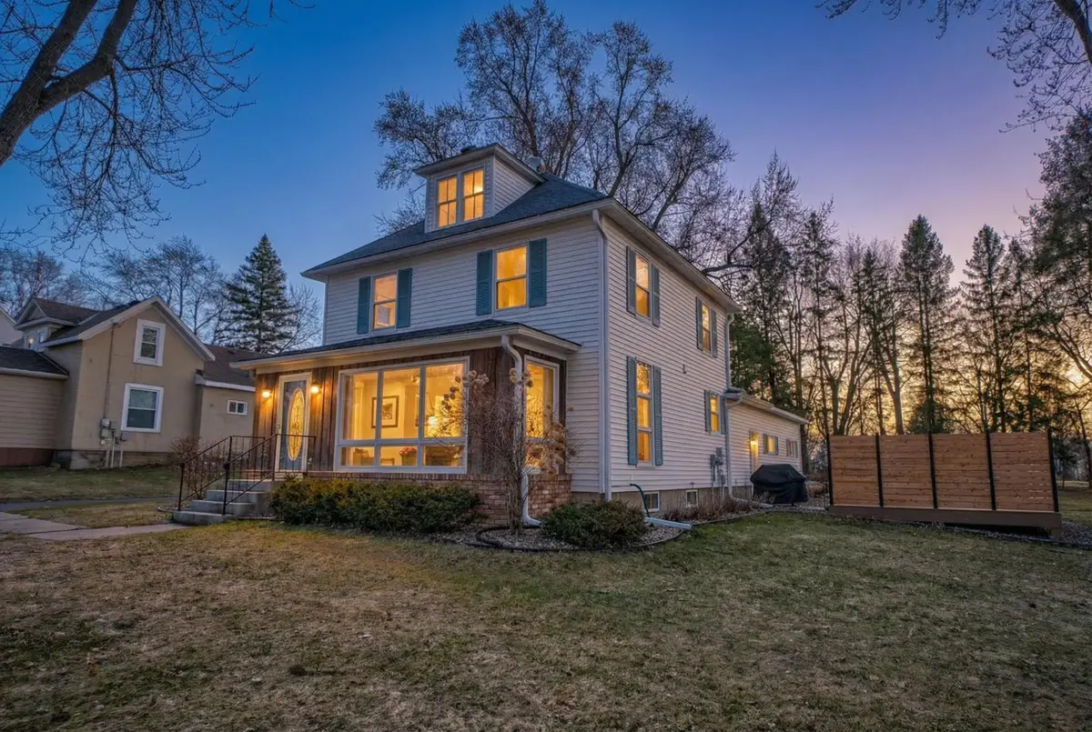 314 E Rosenlund Street, Woodville, WI 54028 - #1