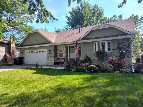 250 112th Lane Nw, Coon Rapids, MN 55448