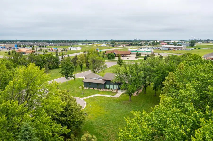 1490 Edgewood Court, Wahpeton, ND 58075 - #3