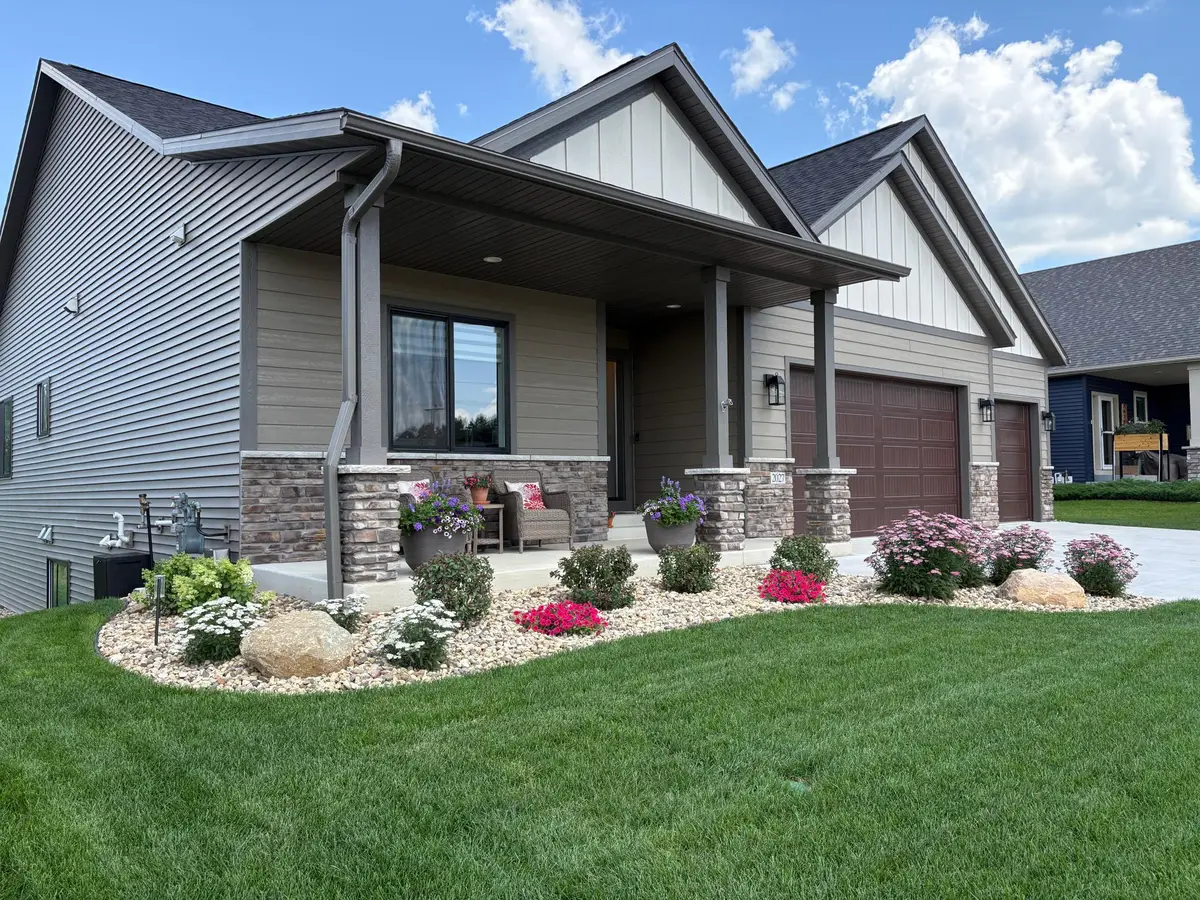 2027 Hadley Creek Drive Ne, Rochester, MN 55906 - #1