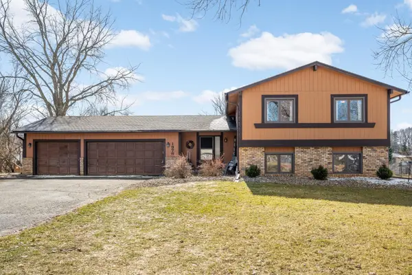 1978 Timber Wolf Trail S, Eagan, MN 55122