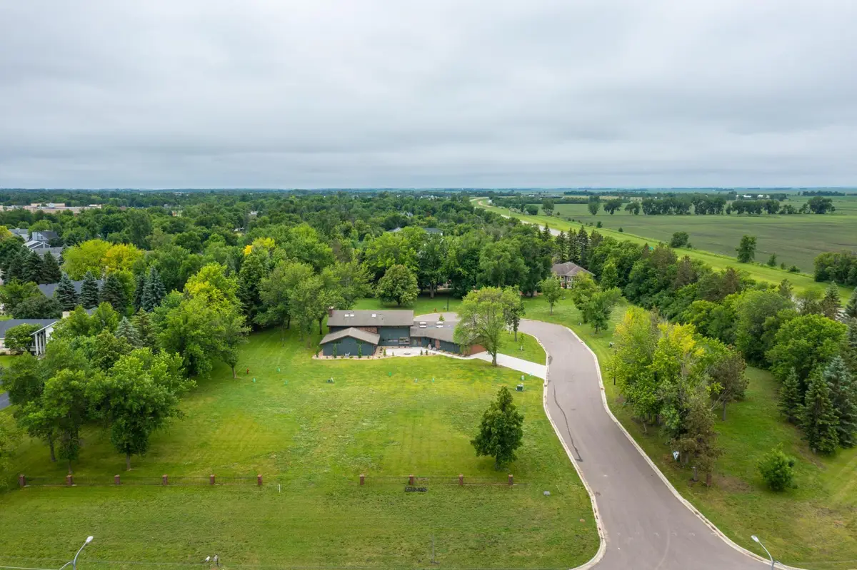 1589 Edgewood Court, Wahpeton, ND 58075 - #1