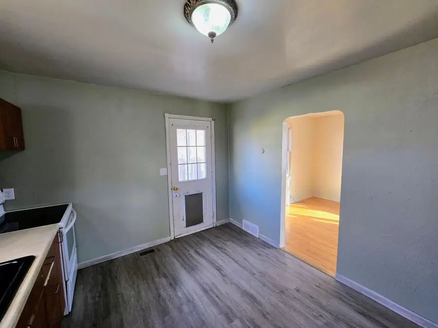 116 6th Street E, Jasper, MN 56144 - #2