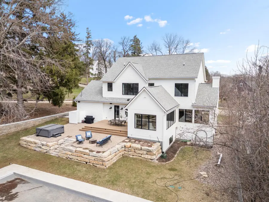 905 9th Avenue Sw, Rochester, MN 55902 - #2