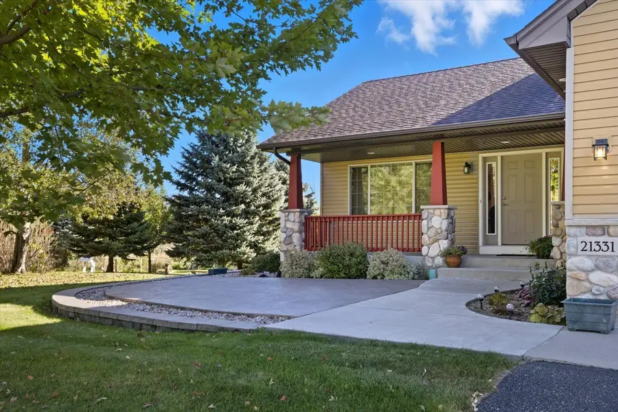 21331 Queen Court Nw, Elk River, MN 55330 - #3