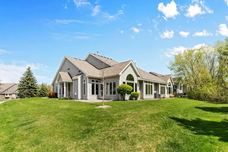1039 Westcliff Curve, Saint Paul, MN 55126 - #3