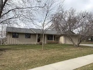 946 Redwood Drive, Apple Valley, MN 55124 - #2