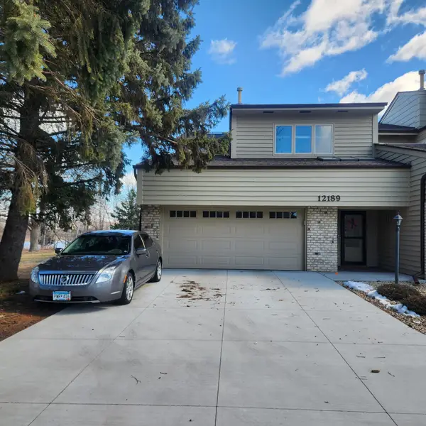 12189 Cottonwood Street Nw, Coon Rapids, MN 55448