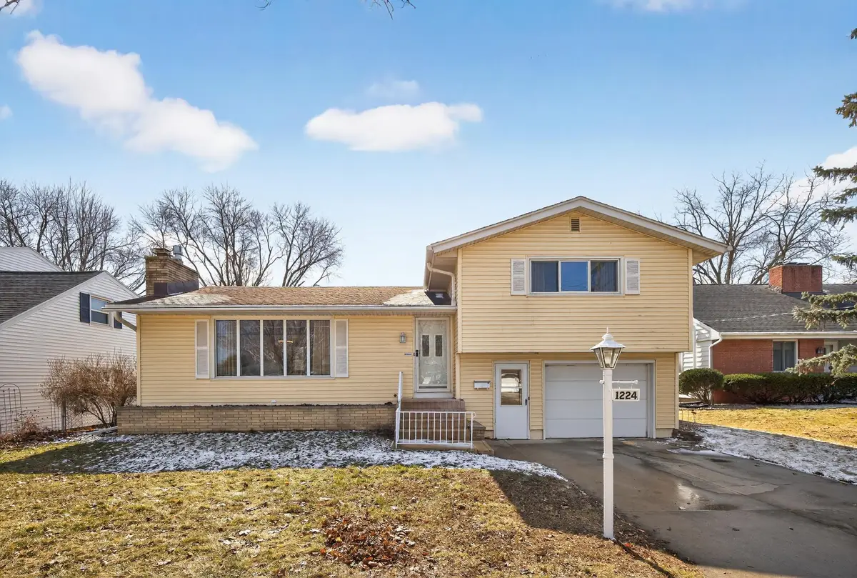 1224 4th Street Nw, Rochester, MN 55901 - #1