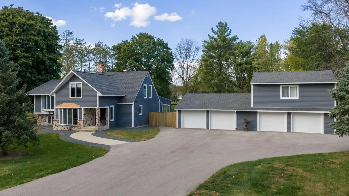 2402 15th Avenue Sw, Austin, MN 55912 - #1