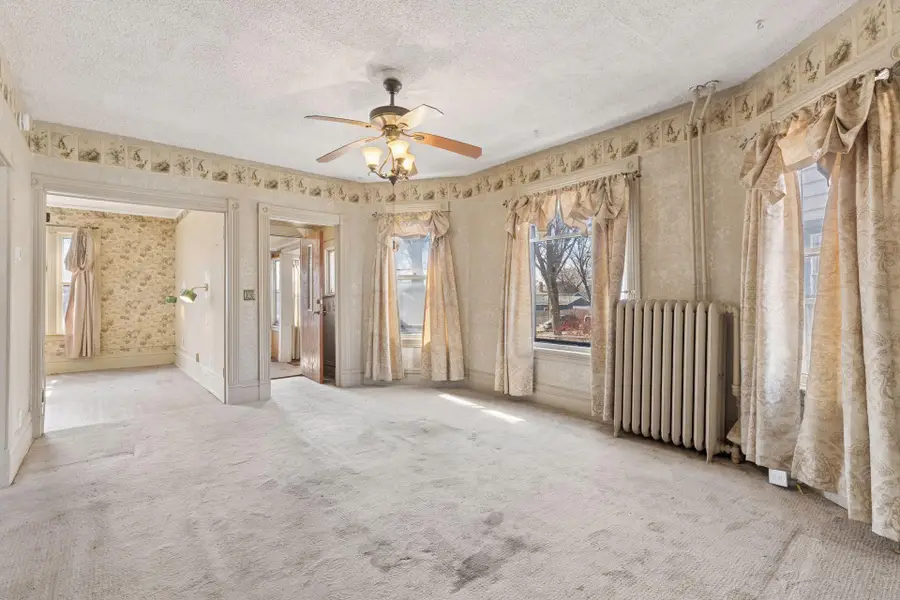 965 E Fremont Avenue, Saint Paul, MN 55106 - #3