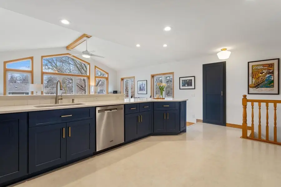 5009 W 56th Street, Edina, MN 55436 - #3