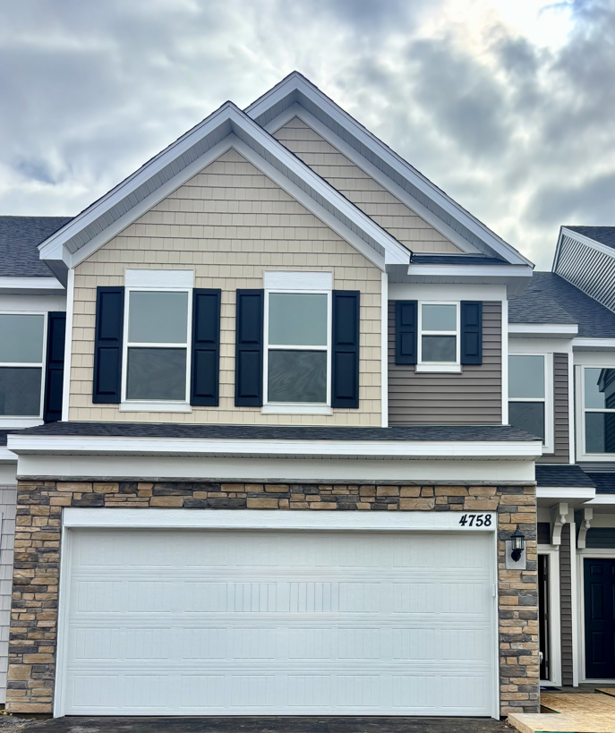 4758 Airlake Curve, Woodbury, MN 55129 - #1
