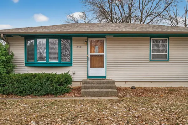 1009 Sunkist Parkway, Brooklyn Park, MN 55444