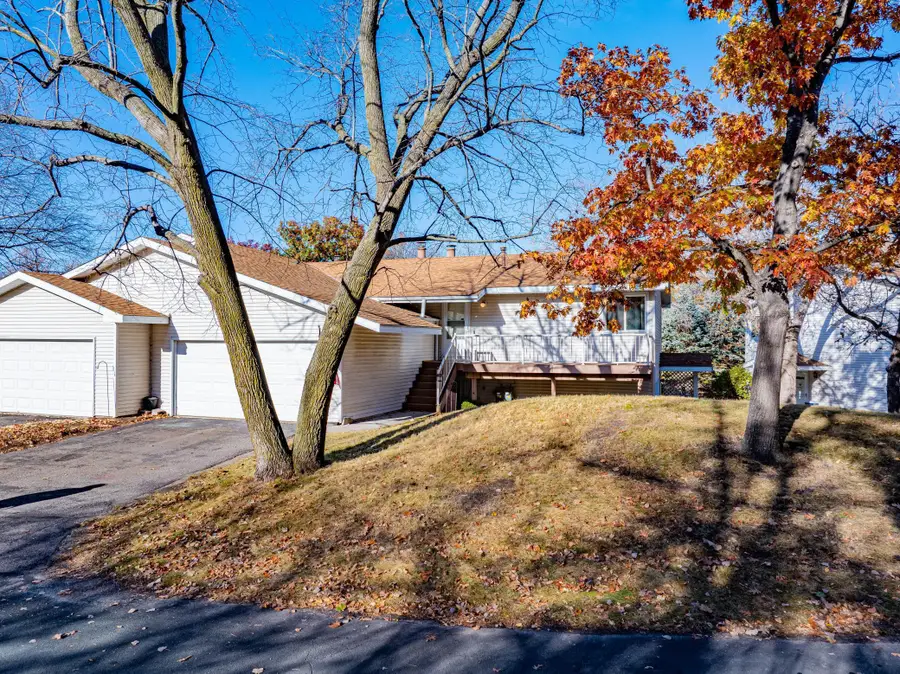 7922 Timber Lake Drive, Eden Prairie, MN 55347 - #2