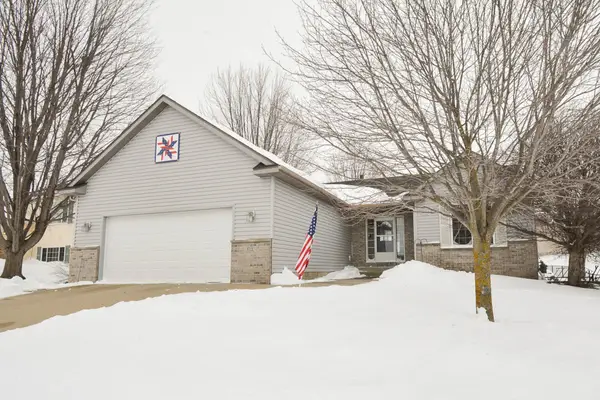612 4th Street Ne, Byron, MN 55920