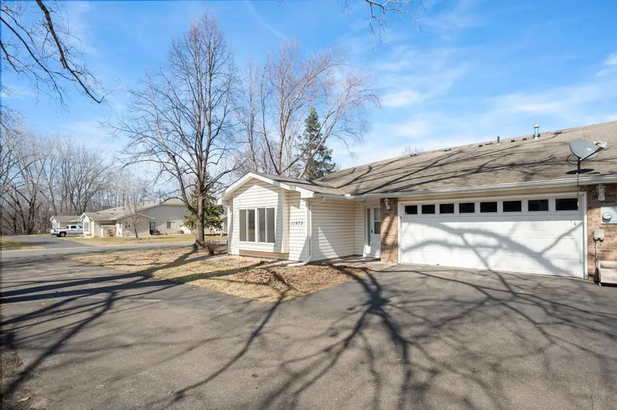 11975 Yellowpine Street Nw, Coon Rapids, MN 55448 - #2