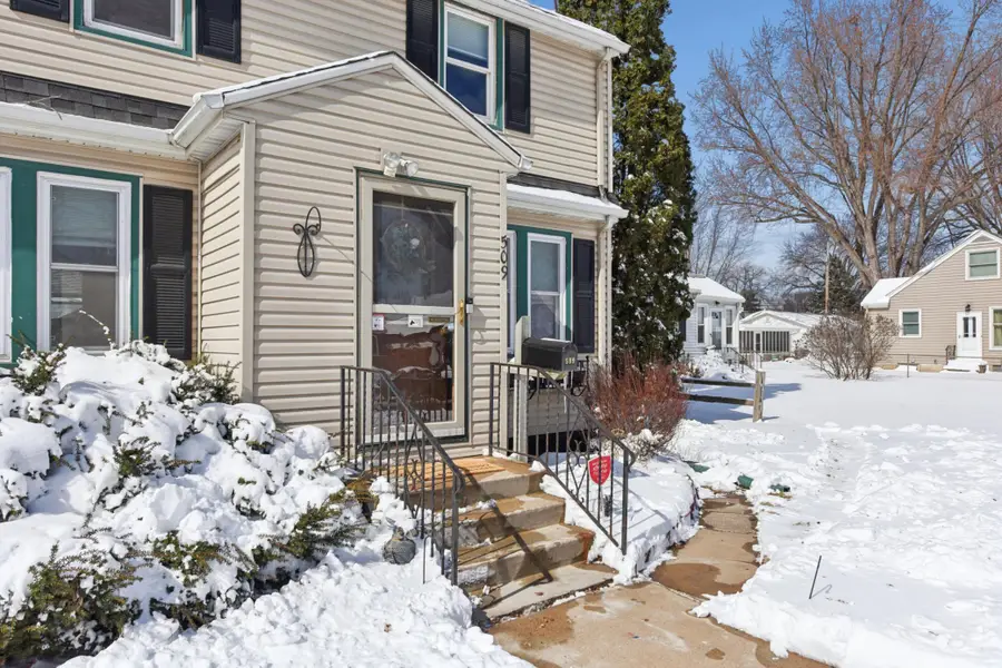 509 15th Avenue N, South Saint Paul, MN 55075 - #3