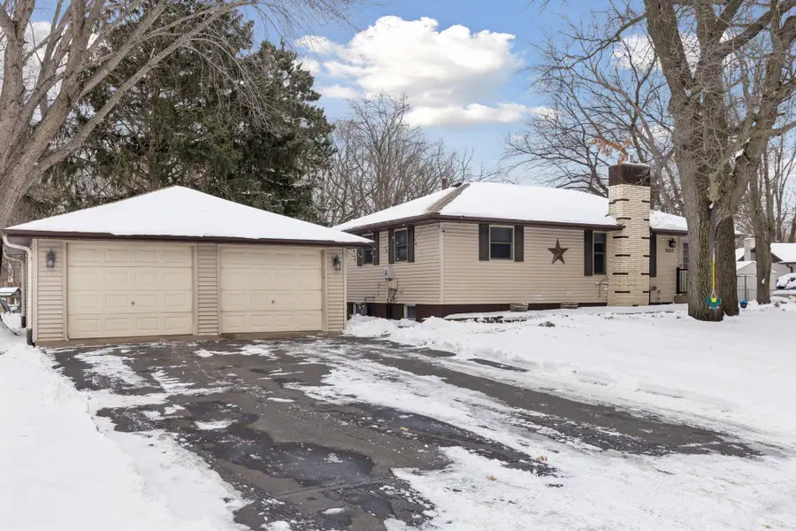 9307 Bataan Street Ne, Blaine, MN 55449 - #2