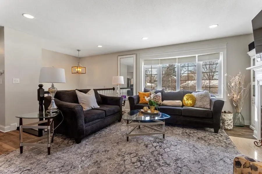 2012 E 86 1/2 Street, Bloomington, MN 55425 - #3