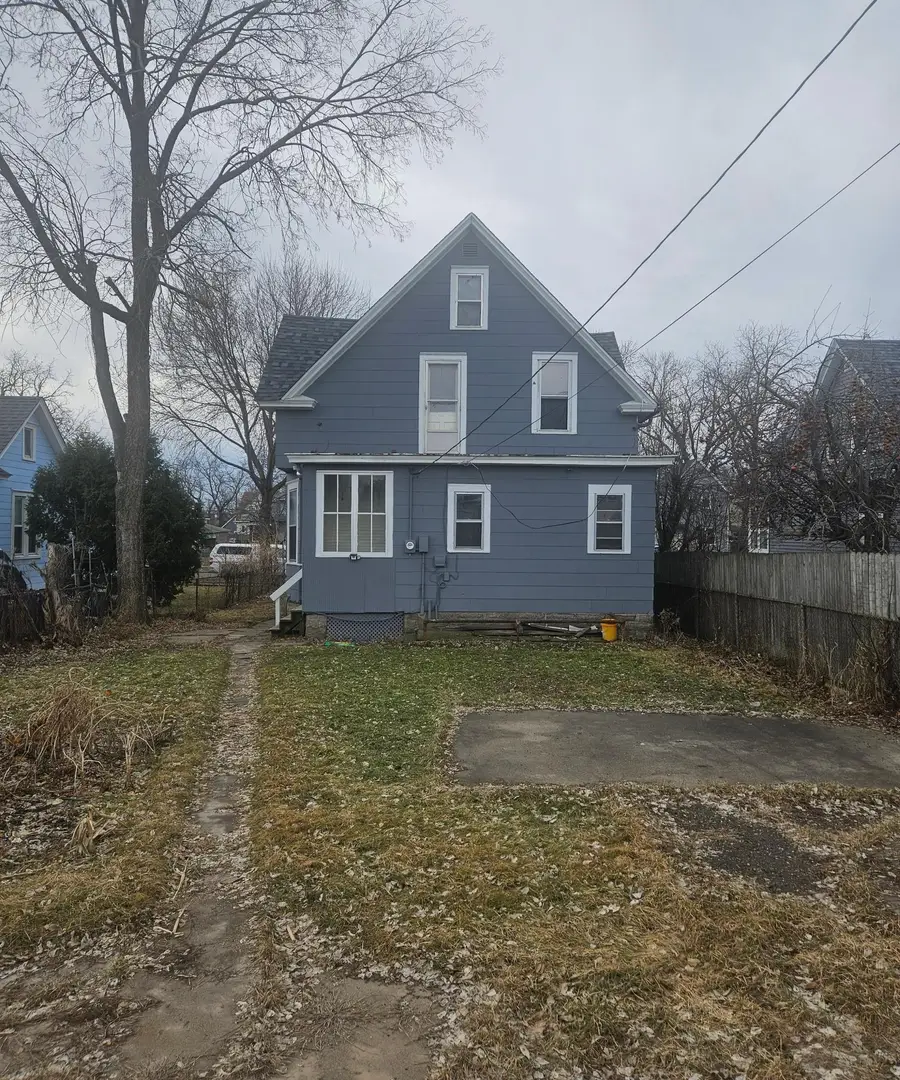 911 Jenks Avenue E, Saint Paul, MN 55106 - #2