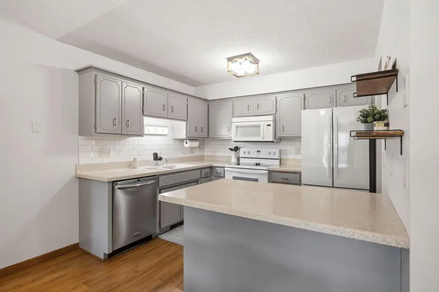 3 Oak Leaf Lane, Circle Pines, MN 55014 - #2