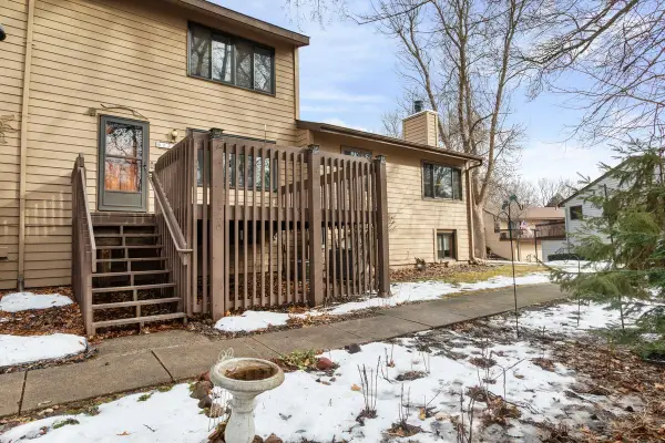 120 W Eagle Lake Drive, Maple Grove, MN 55369