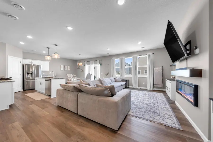 6830 102nd Street S, Cottage Grove, MN 55016 - #3