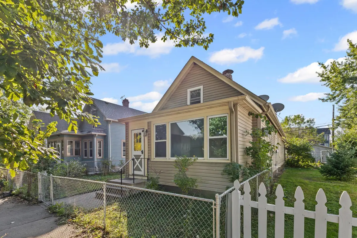 610 Charles Avenue, Saint Paul, MN 55103 - #1