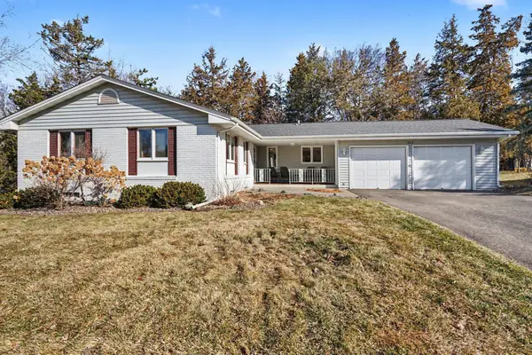 200 W 107th Street, Bloomington, MN 55420