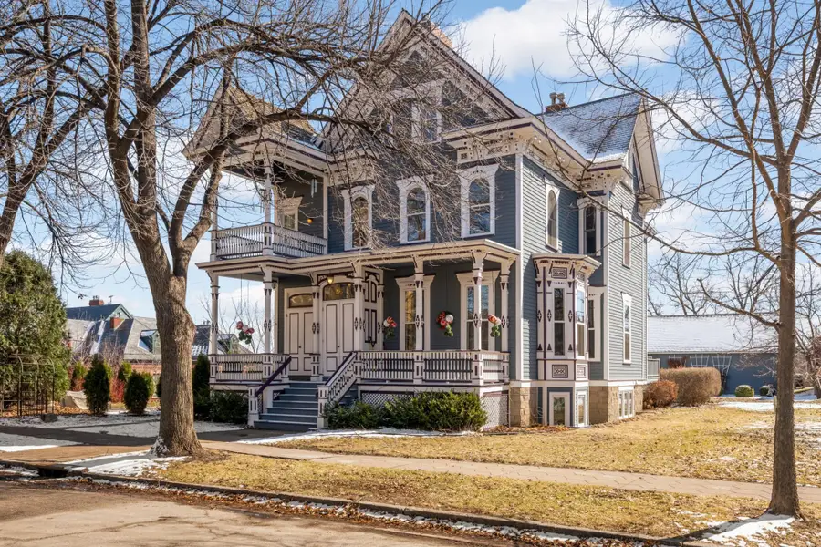 56 Irvine Park #2, Saint Paul, MN 55102 - #2