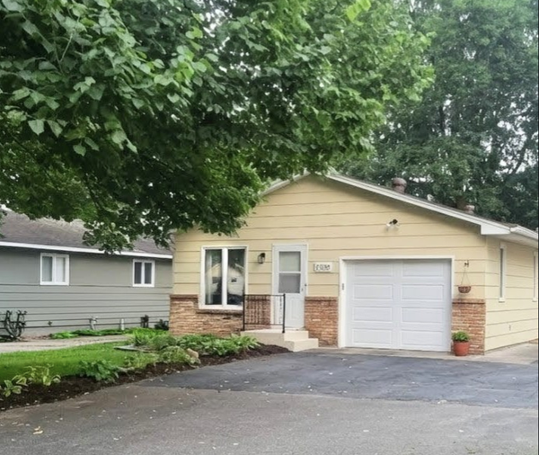 2705 Larch Lane N, Plymouth, MN 55441