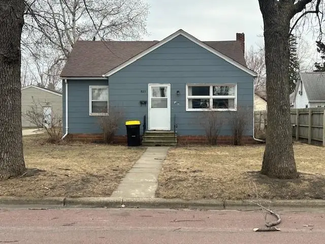 823 Columbus Avenue, Westbrook, MN 56183 - #1