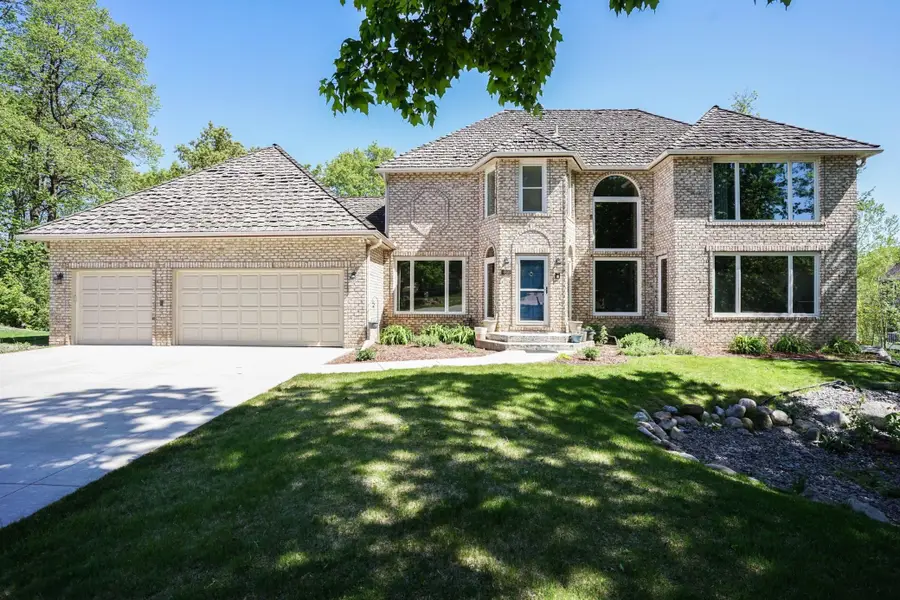 8973 Knoble Court, Eden Prairie, MN 55347 - #3