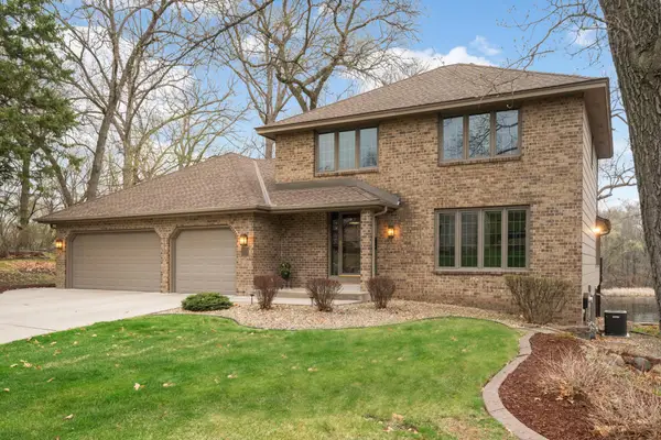 1592 Norwood Circle, Eagan, MN 55122