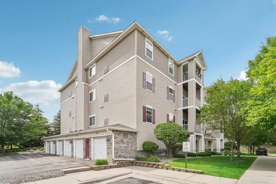 12761 Collegeview Drive #201, Eden Prairie, MN 55347 - #3
