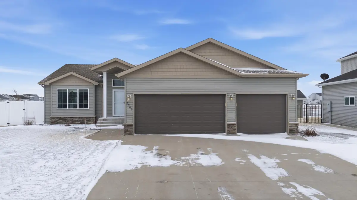 6306 56th Avenue S, Fargo, ND 58104 - #1