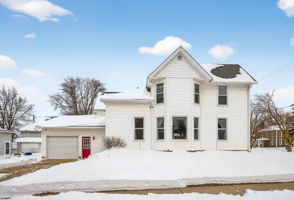 430 S Elm Avenue, Owatonna, MN 55060