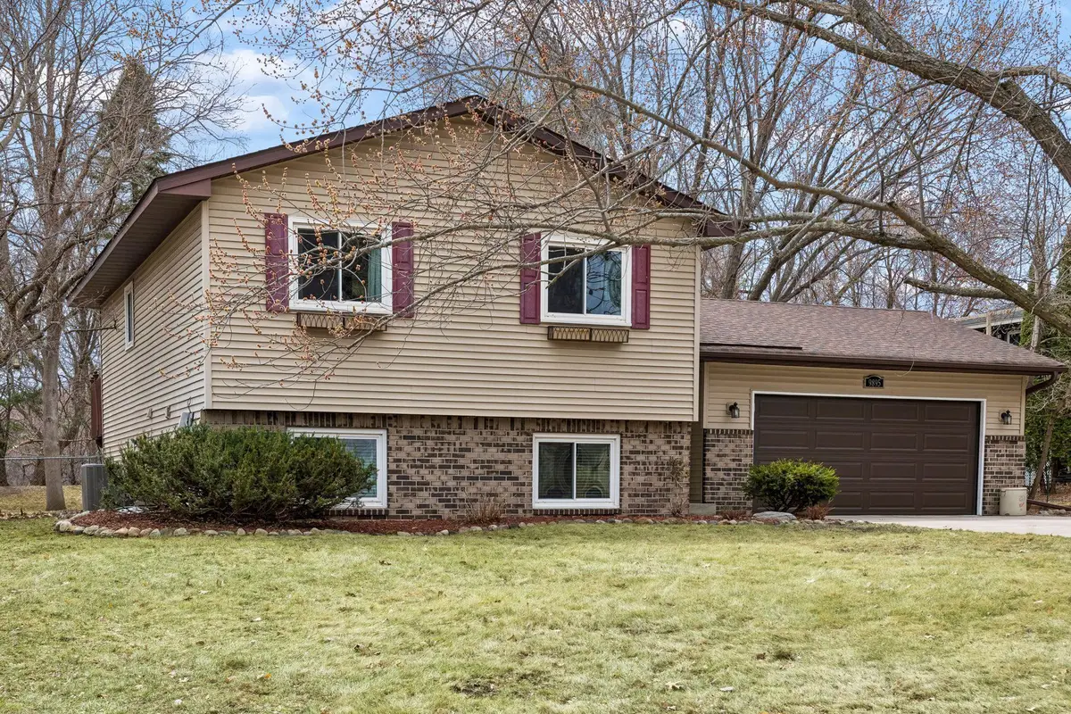 9895 31st Avenue N, Plymouth, MN 55441 - #1