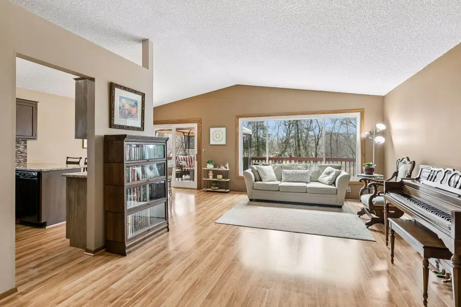 9895 31st Avenue N, Plymouth, MN 55441 - #3