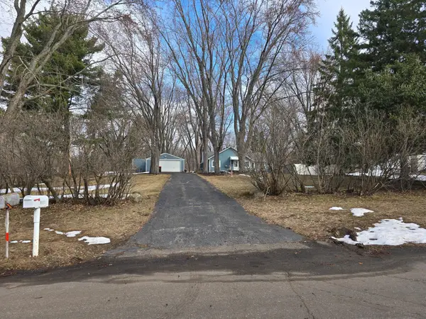 1873 Kohlman Avenue, Maplewood, MN 55109