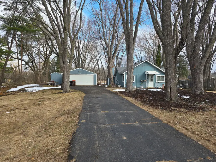 1873 Kohlman Avenue, Maplewood, MN 55109 - #3